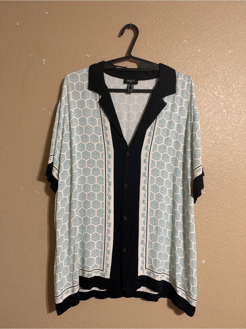 Forever 21 Black & White Geometric Short-Sleeve Button-Up Shirt